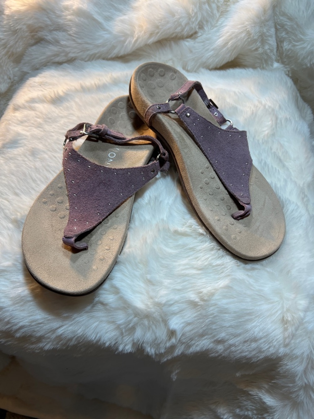 Vionic Sandals Margot Studs Suede Mauve